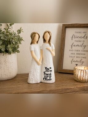 Best Friends Figurine Gift Sister Soulmate Statue White Ceramic Friendship Decor